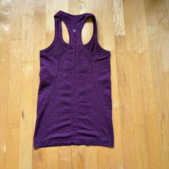 Lululemon Swiftly Tech Racerback - Chilled Grape / Black - Size 4 - Picture 2 of 5